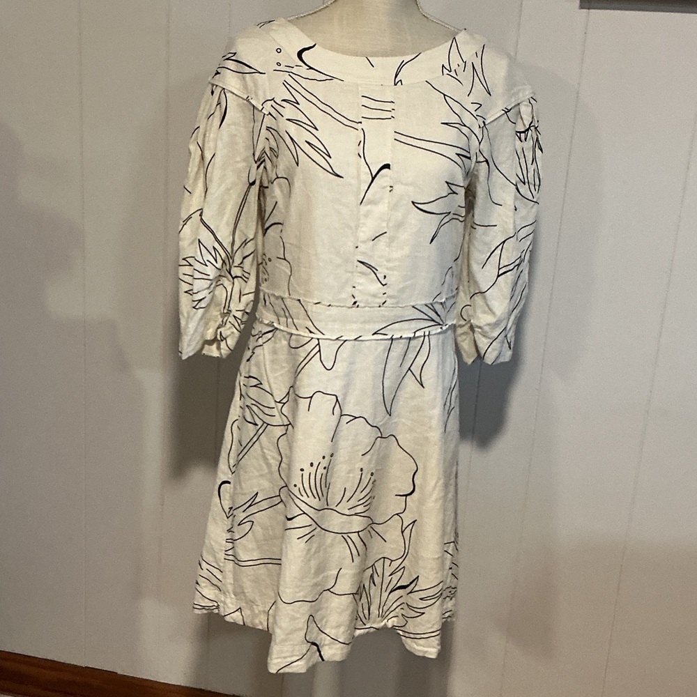 Banana Republic White Floral Long Sleeve Dress